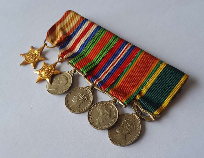WW2 Miniature Medal Group.  6 x Medals.
