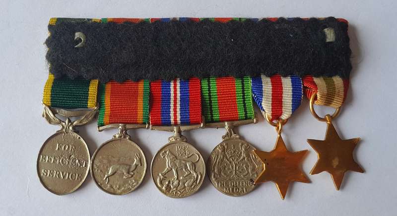 WW2 Miniature Medal Group.  6 x Medals.