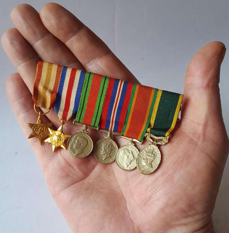 WW2 Miniature Medal Group.  6 x Medals.