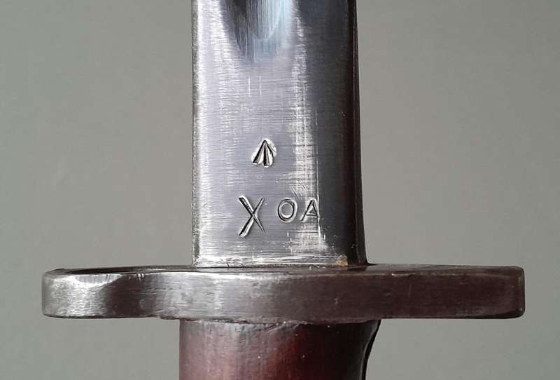 Rare WW2 Australian Orange Arsenal Pattern 1907 Bayonet With Scabbard And Frog.  Dated 1942.