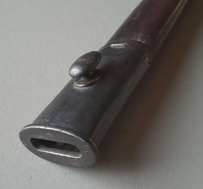 Rare WW2 Australian Orange Arsenal Pattern 1907 Bayonet With Scabbard And Frog.  Dated 1942.