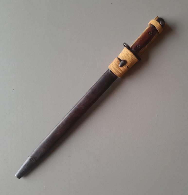 Rare WW2 Australian Orange Arsenal Pattern 1907 Bayonet With Scabbard And Frog.  Dated 1942.