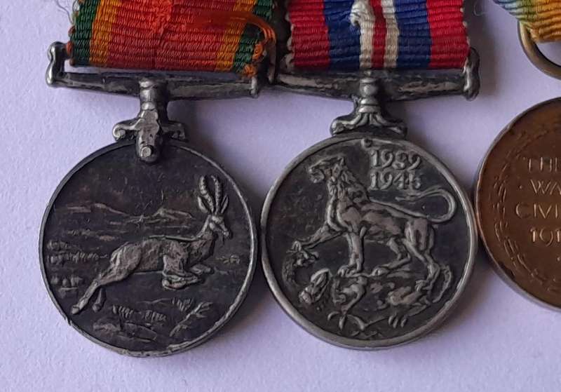 WW1-WW2 Miniature Medal Group.  5 x Medals.