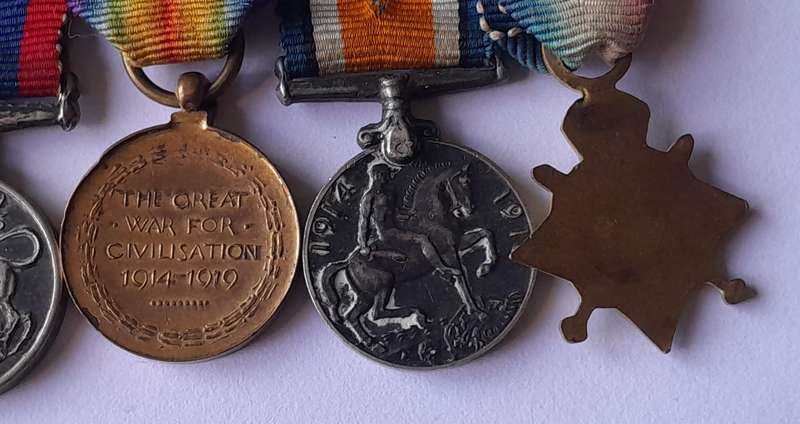 WW1-WW2 Miniature Medal Group.  5 x Medals.