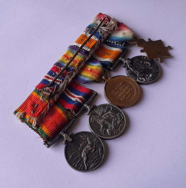 WW1-WW2 Miniature Medal Group.  5 x Medals.