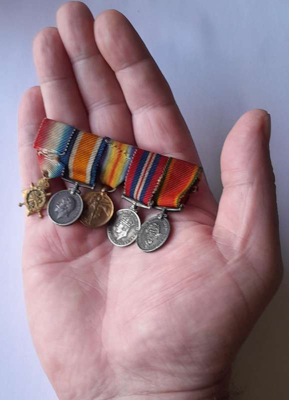 WW1-WW2 Miniature Medal Group.  5 x Medals.