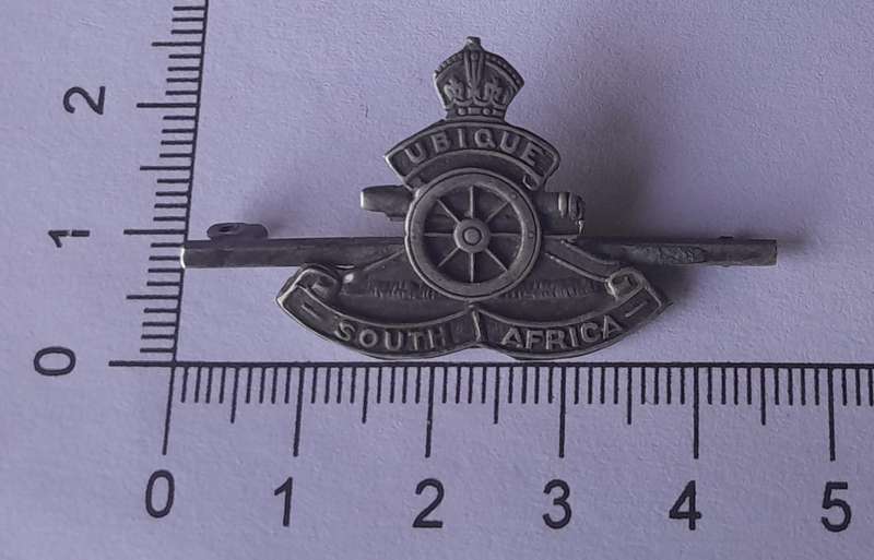 WW2 Solid Silver SA Artillery Sweetheart Badge.  Clasp Present (No Pin).