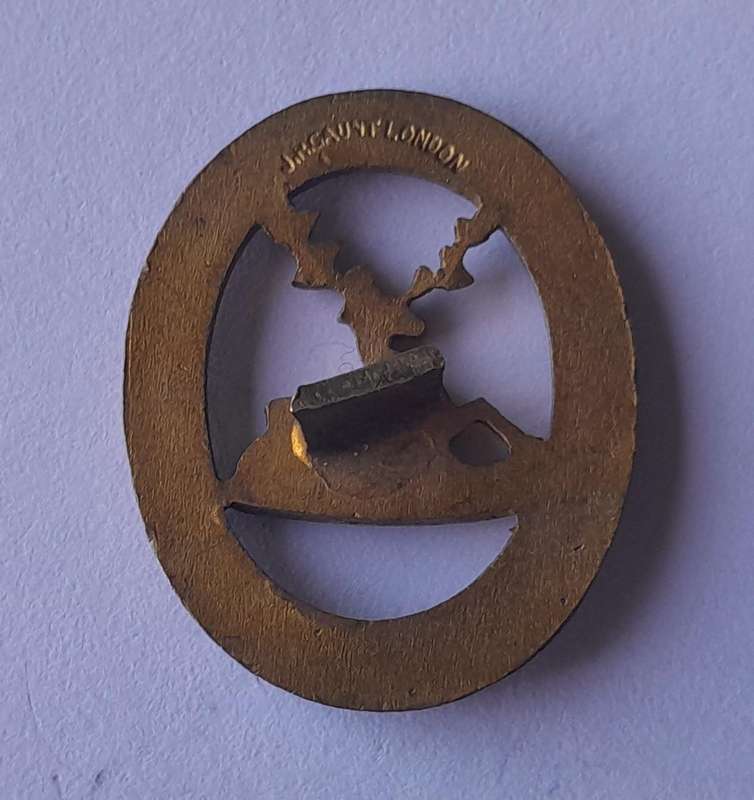 WW2 National Reserve Hertfordshire Sweetheart Badge.  JR Gaunt.  No Clasp.
