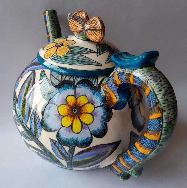 Ardmore Studio Hand Painted Lidded Teapot.  Made By Paulin.  Painted By Rosemary.  24cm X 16cm.