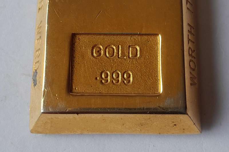 Vintage Gold Bar Shaped Paperweight.  Johannesburg Mining Company.