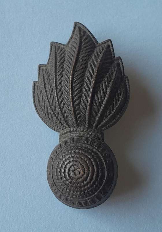 WW2 SA Field Artillery Badge.  Lugs Intact.