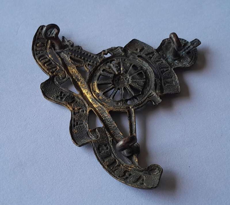 WW2 Natal Field Artillery Cap Badge.  Lugs Intact.