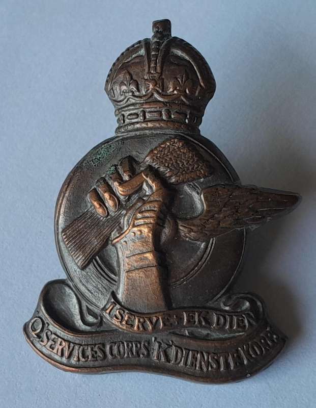 SA Army Q-Services Badge Set.  Cap & 2 Collars (facing).  Lugs Intact.