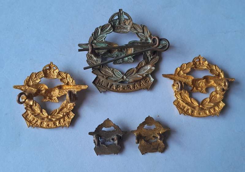 WW2 SA Air Force Badge Group.  Cap, 2 Collars & 2 Lapels.  Lugs Intact.