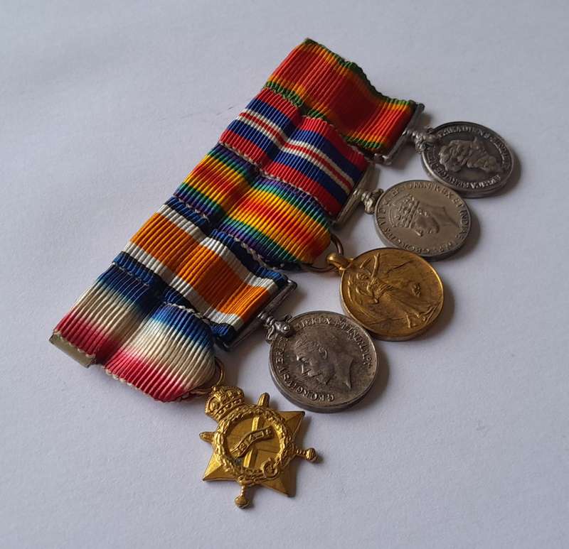 WW1 - WW2 Miniature Medal Group.  5 x Medals.