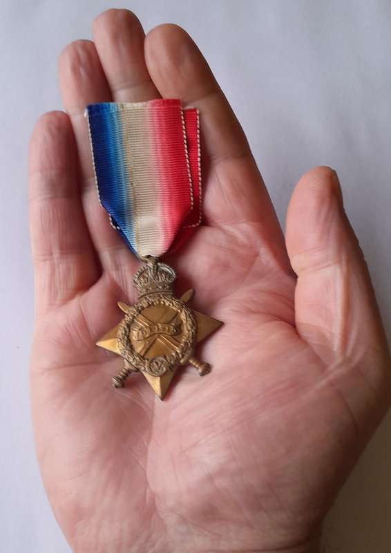 WW1 1914 - 1915 Star Medal to PTE. E.H. WILLS 4TH M.R. (4th Mounted Rifles).