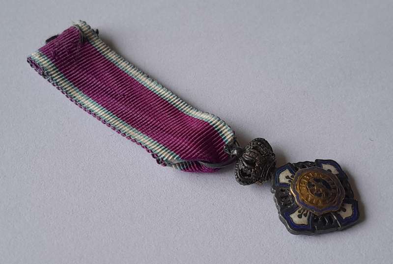 Belgium "Royal Order of the Lion" Knight's Cross Miniature Medal.