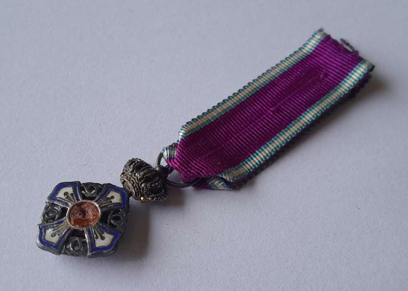 Belgium "Royal Order of the Lion" Knight's Cross Miniature Medal.