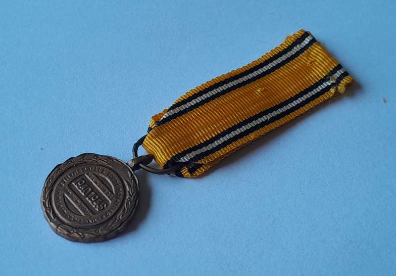 WW2 Belgium Victory 1940 - 1945 Miniature Medal.