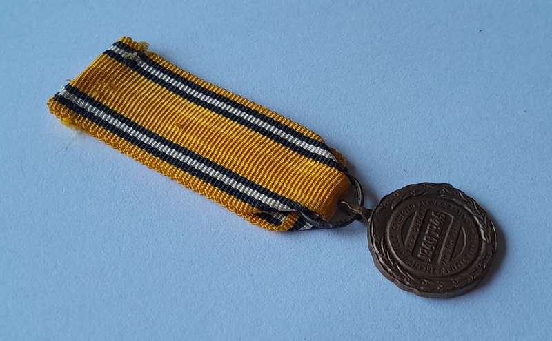 WW2 Belgium Victory 1940 - 1945 Miniature Medal.