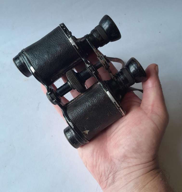 WW2 Pair French Deraisme Fabi Lonrop Roof-Prism Binoculars With Leather Case.