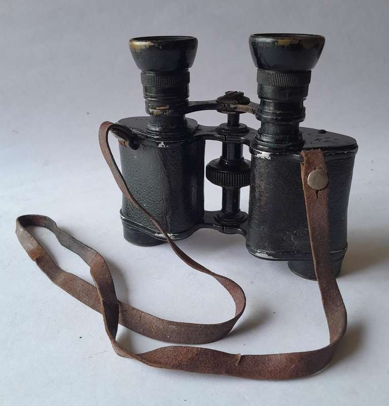 WW2 Pair French Deraisme Fabi Lonrop Roof-Prism Binoculars With Leather Case.