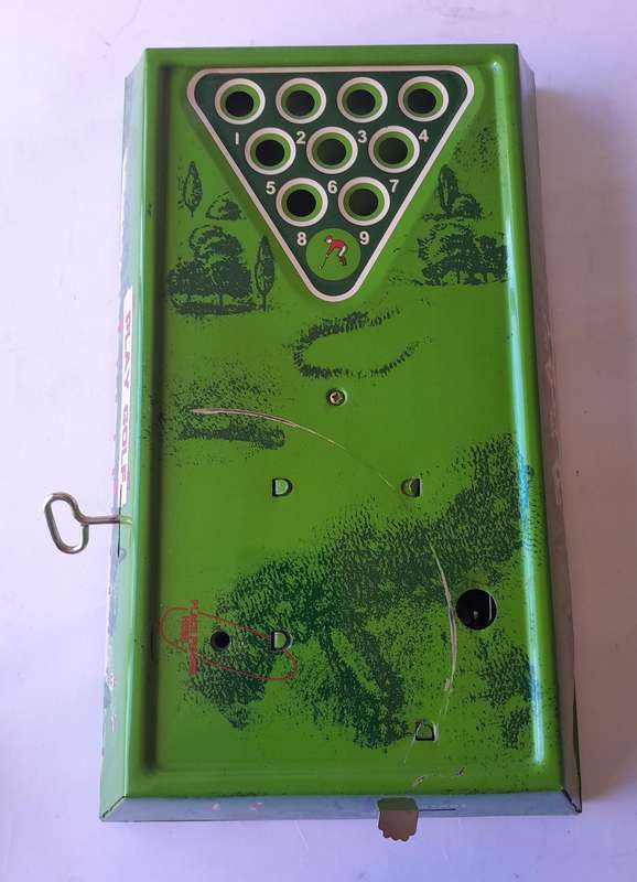 Vintage Tin Plate Table Top Wind Up Mechanical "Play Golf" Game