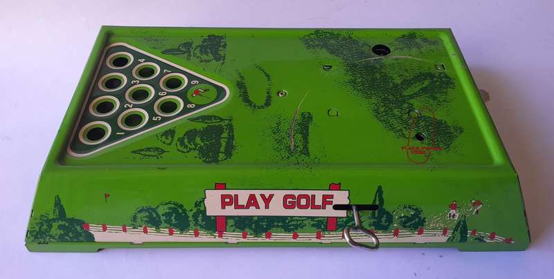 Vintage Tin Plate Table Top Wind Up Mechanical "Play Golf" Game