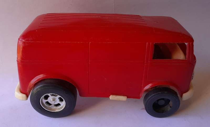 1970's Hawk Model Co VW Bus 25cm