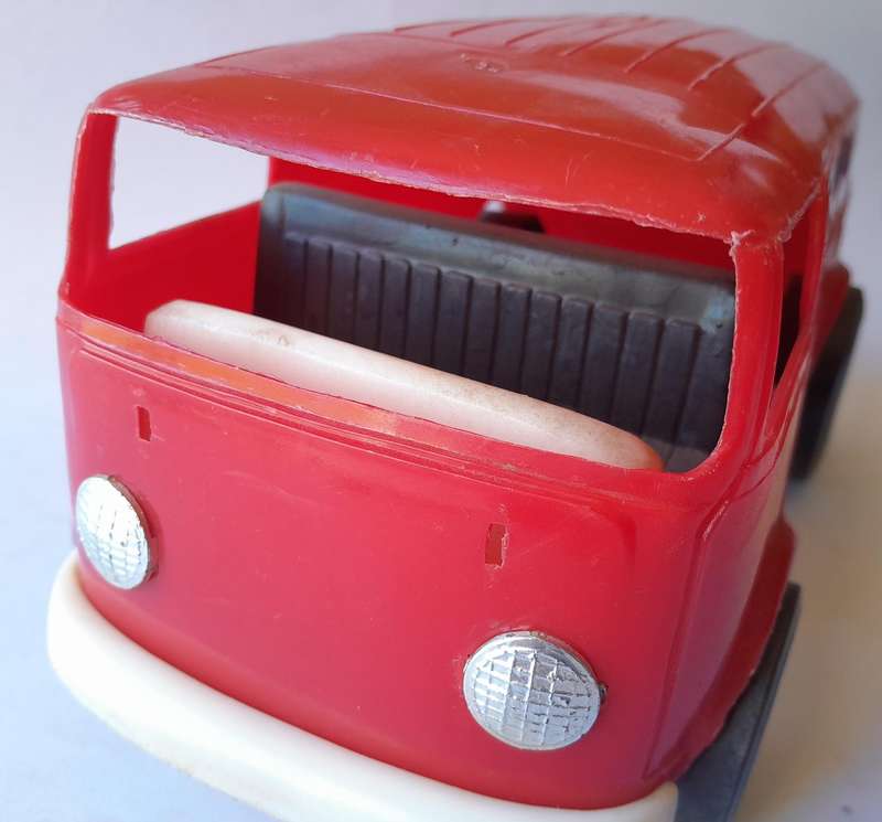 1970's Hawk Model Co VW Bus 25cm
