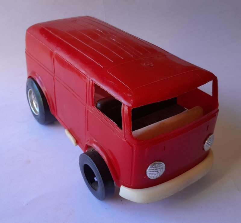1970's Hawk Model Co VW Bus 25cm