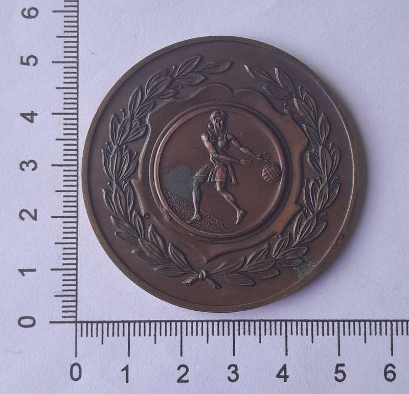 Vintage Large 1973 Netball Bronze Medal.