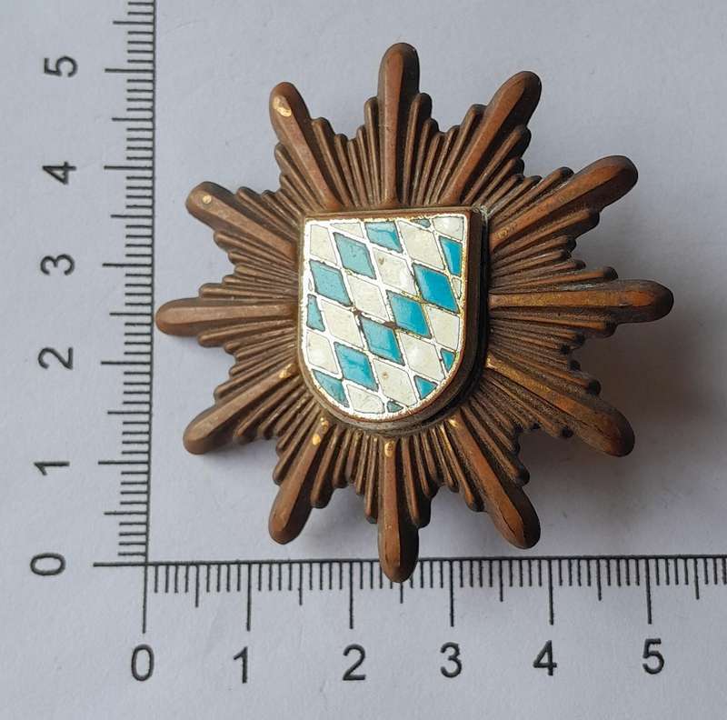 Original Vintage German Polizei Bavaria (Bavarian Police) Cap Badge.