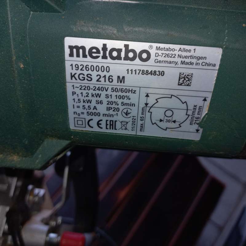 Metabo KGS216M Mitre Compound Saw