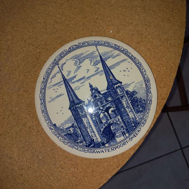Sneek Waterpoort Circular Tourist Tile, H&R Johnson Tiles Ltd Made England