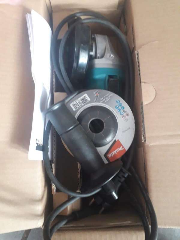 Makita Angle Grinder