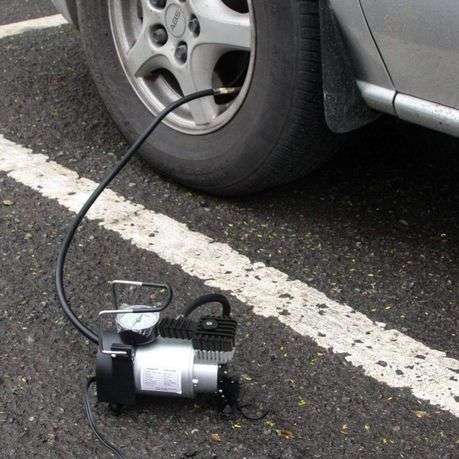 Heavy Duty DC 12V Fast Inflation Compressor for All Cars - 965K