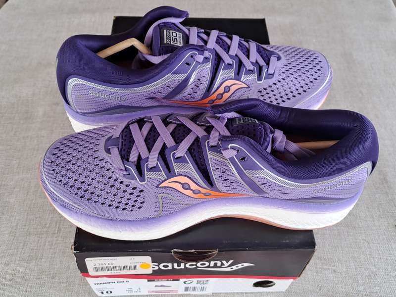 Saucony Triumph ISO 5 ladies running shoe- size UK 8 / US 10 / EUR 42 / CM 26.5