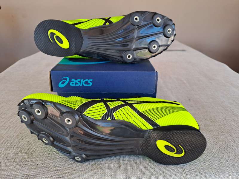 Asics Hyper MD 6 middle distance sprint shoe UK 5 / US 6 / EUR 39 / CM25.0