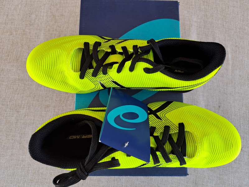 Asics Hyper MD 6 middle distance sprint shoe UK 5 / US 6 / EUR 39 / CM25.0