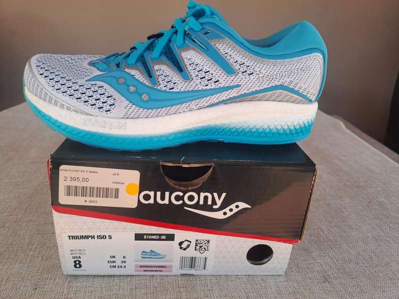 Saucony Triumph Iso 5 ladies running shoe - size UK 6 / US 8 / EUR 39 / CM 24.5