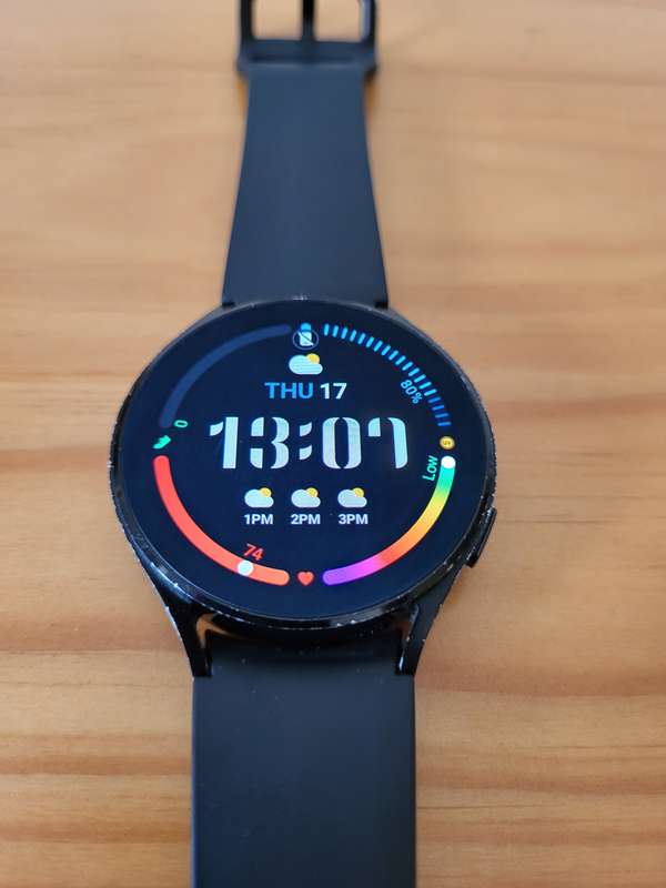 MEGA BUNDLE | Samsung Watch 4 | LTE | 44mm | Boxed With Accessories | Black