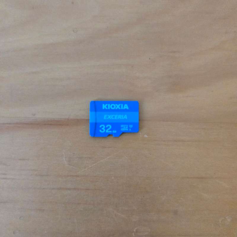 FULL NINTENDO SWITCH V2 BOXED + FREE MICRO SD CARD