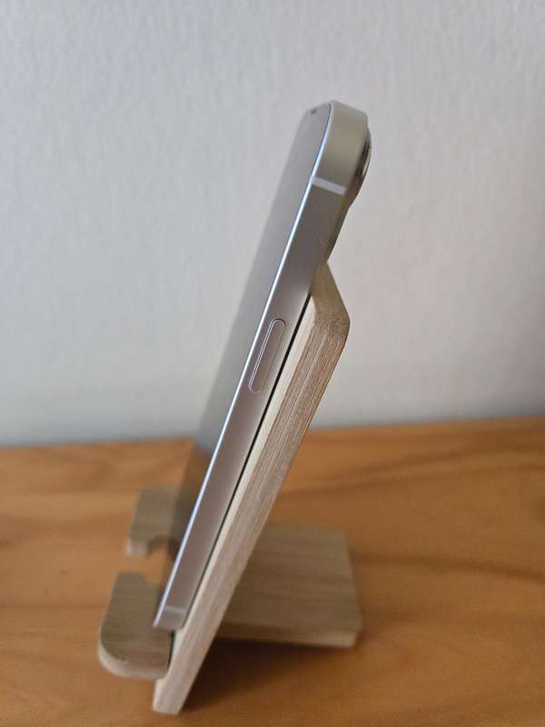 MINT iPhone 14 Starlight | Box + Extras | 128GB