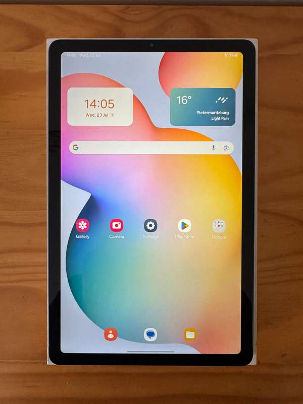Samsung Tab S6 Lite | Box + Extras