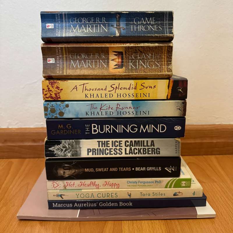 10 BOOKS LOT | 2x Game Of Thrones, Kite Runner etc