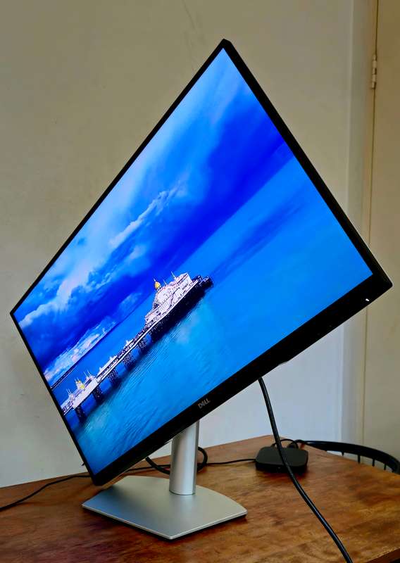 Dell Monitor 4K USB-C(S2722QC) 27-inch, UHD (3840 x 2160), Built-in Dual 3W Speakers, HighQuality