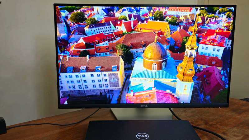 Dell Monitor 4K USB-C(S2722QC) 27-inch, UHD (3840 x 2160), Built-in Dual 3W Speakers, HighQuality