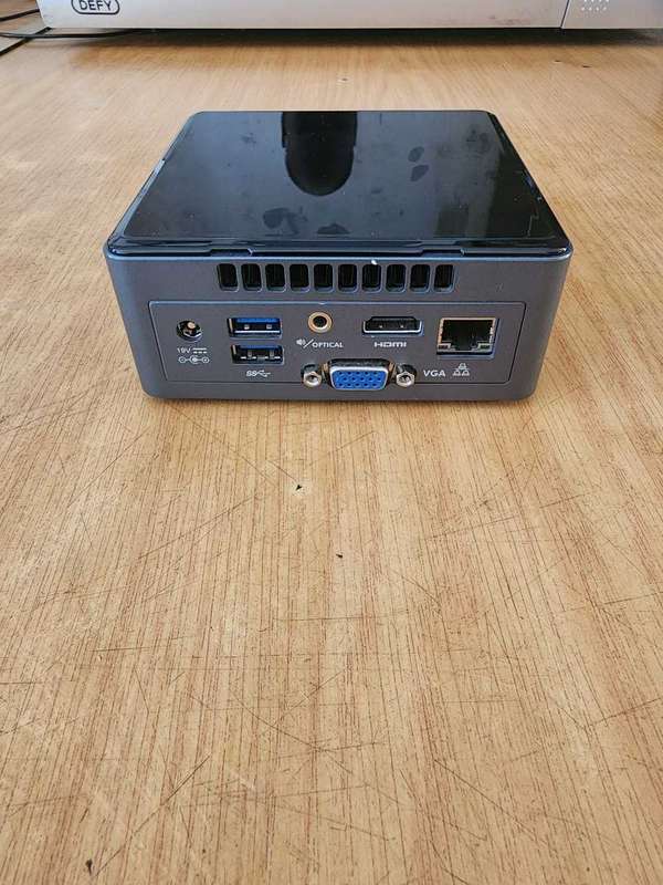 INTEL NUC6CAY MINI PC FOR SALE !!!!