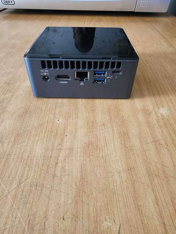 INTEL NUC BOXNUC7CJYH FOR SALE